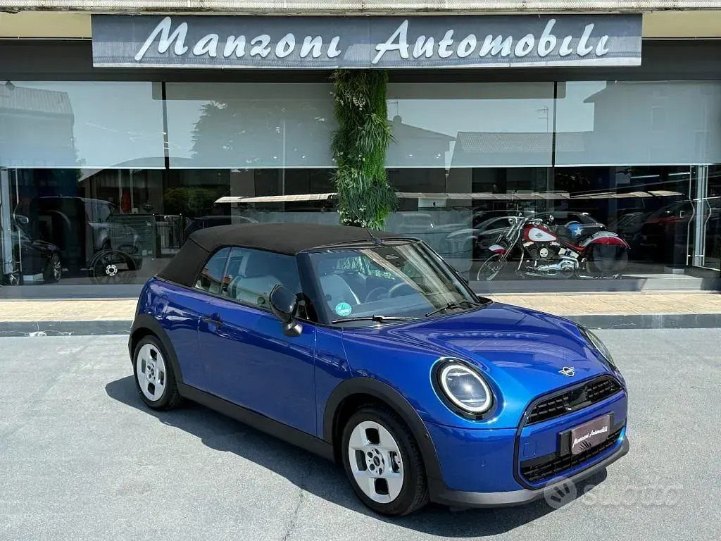 Usata Mini Cooper Cabriolet Classic 163 CV (119 kW) 2025 Blu Cabrio