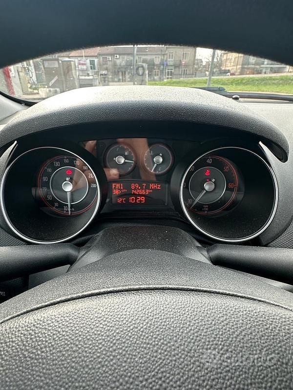 Usata Fiat Grande Punto 75 CV (55 kW) 2015 Utilitaria