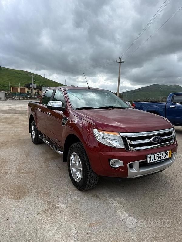Usata Ford Ranger Limited 150 CV (110 kW) 2014 Rosso Pick-up