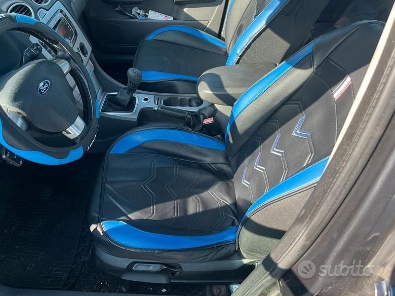 Usata Ford Focus 90 CV (66 kW) 2010 Station wagon