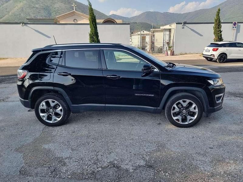 Usata Jeep Compass Limited 140 CV (102 kW) 2017 SUV