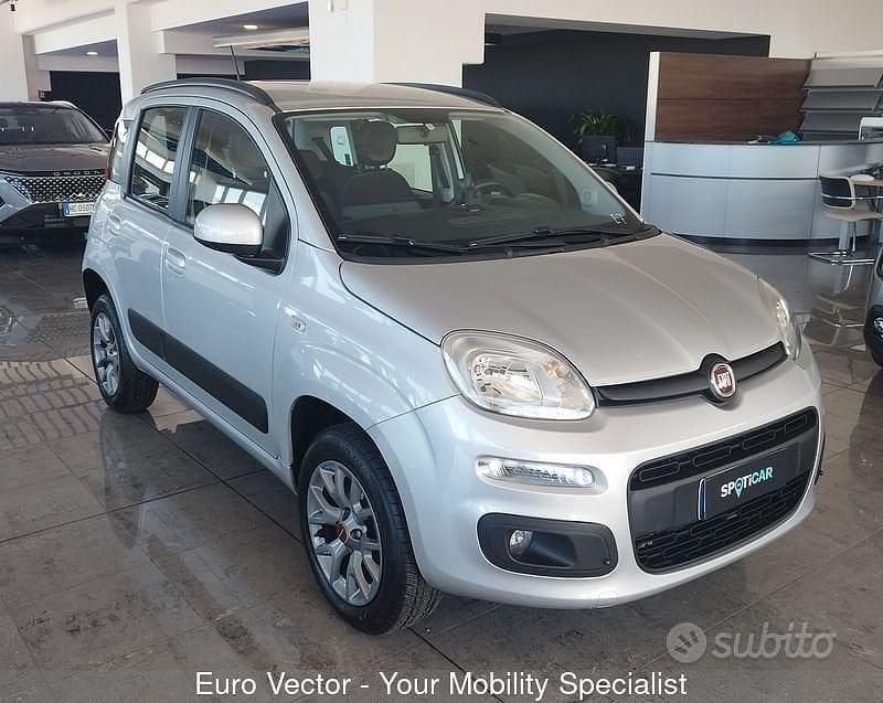Usata Fiat Panda Lounge 69 CV (50 kW) 2020 Utilitaria