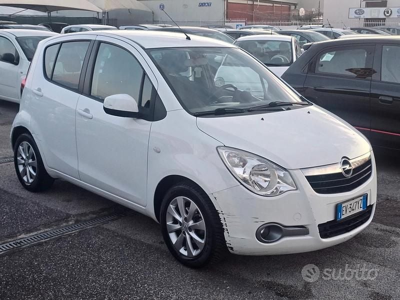 Usata Opel Agila 94 CV (69 kW) 2013 Bianco Utilitaria