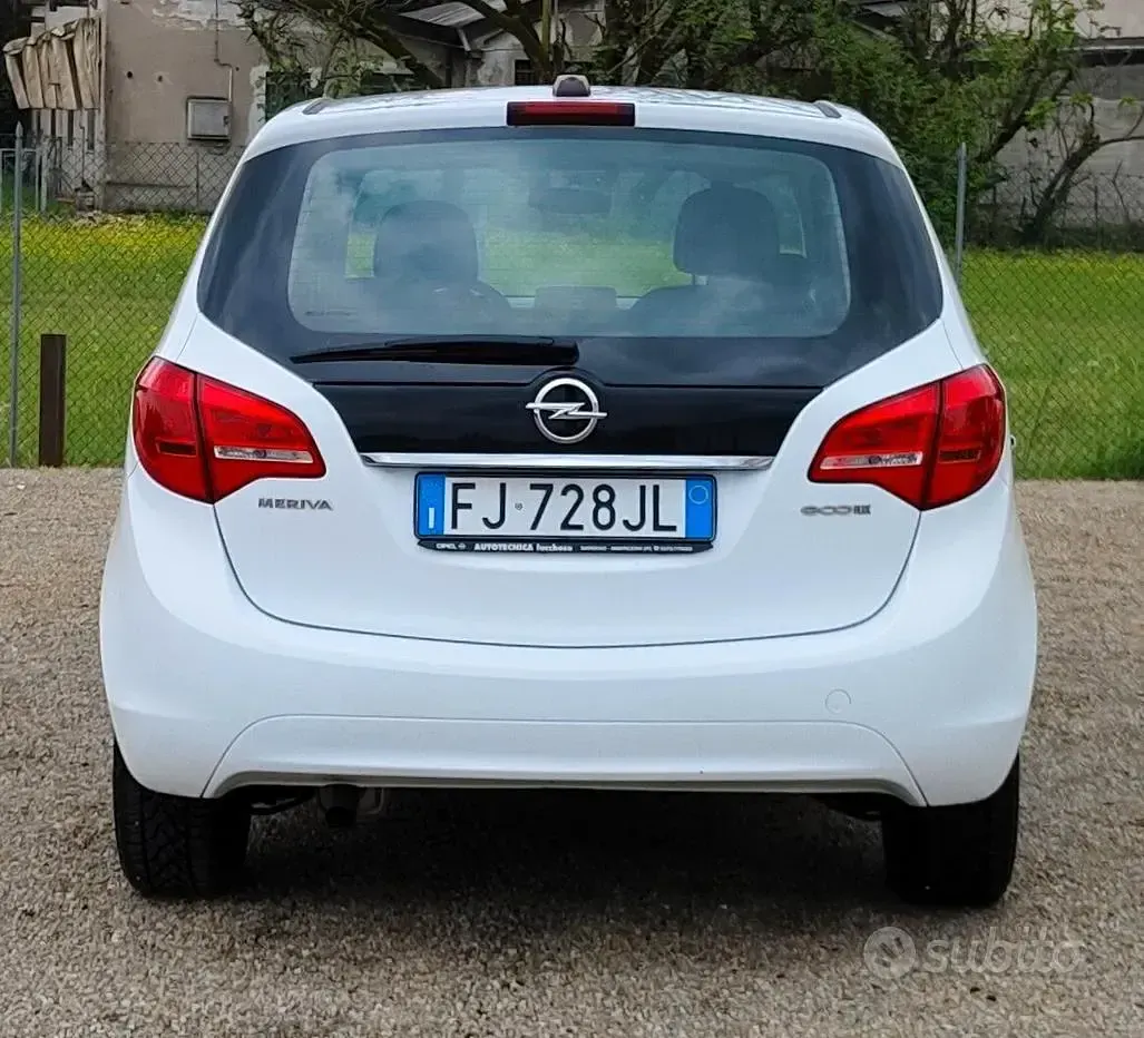 Usata Opel Meriva 120 CV (88 kW) 2017 Bianco Monovolume