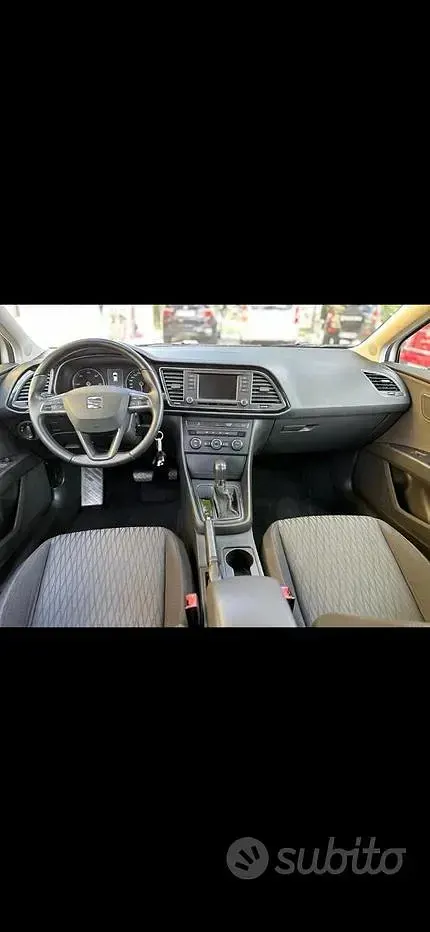 Usata Seat Leon 105 CV (77 kW) 2013 Berlina