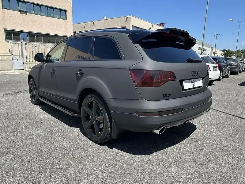 Usata Audi Q7 232 CV (170 kW) 2006 Nero SUV