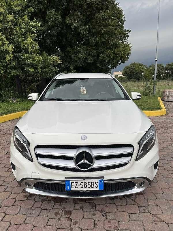 Usata Mercedes GLA200 Urban 136 CV (100 kW) 2015 SUV