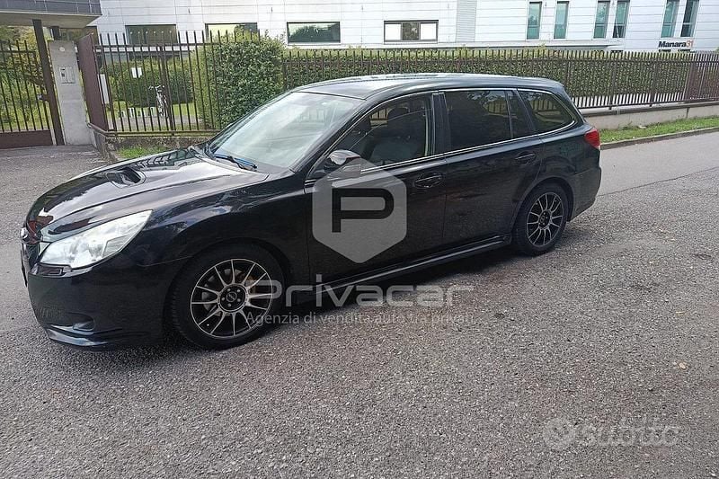 Usata Subaru Legacy Comfort 150 CV (110 kW) 2013 Nero Station wagon