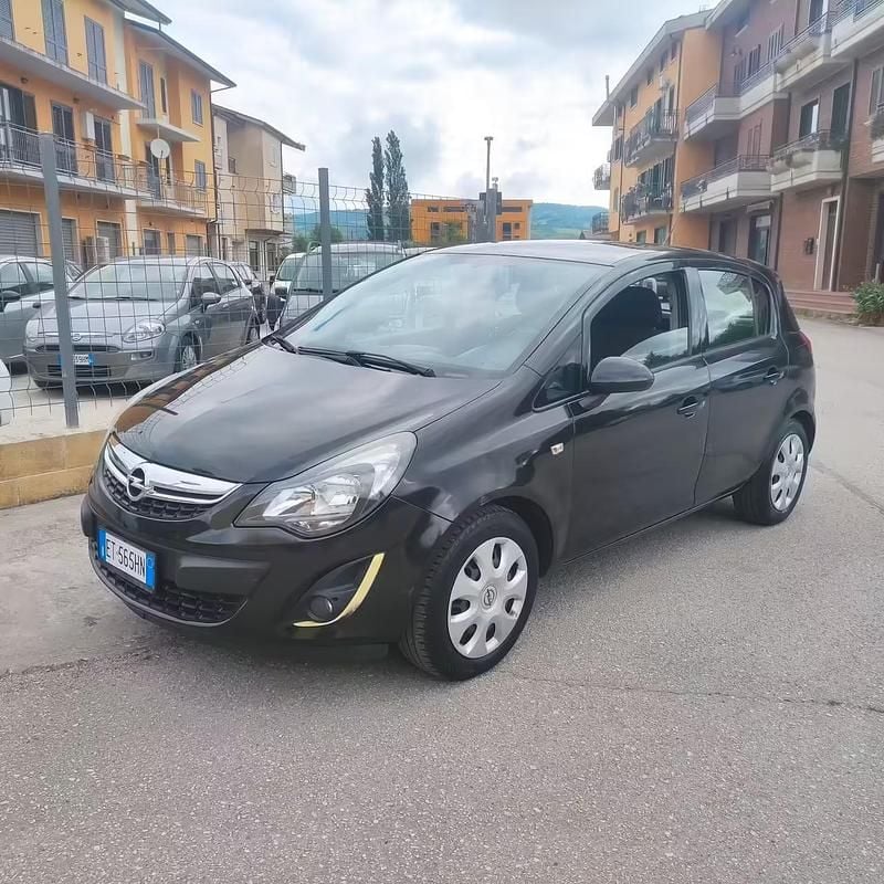 Usata Opel Corsa 85 CV (62 kW) 2014 Nero Utilitaria