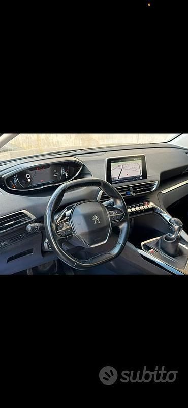 Usata Peugeot 3008 Business-Line 2018 Nero SUV