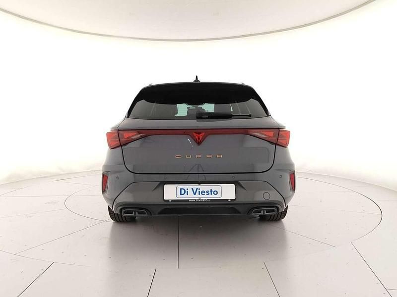 Usata Cupra Leon 150 CV (110 kW) 2024 Grigio graphene Station wagon