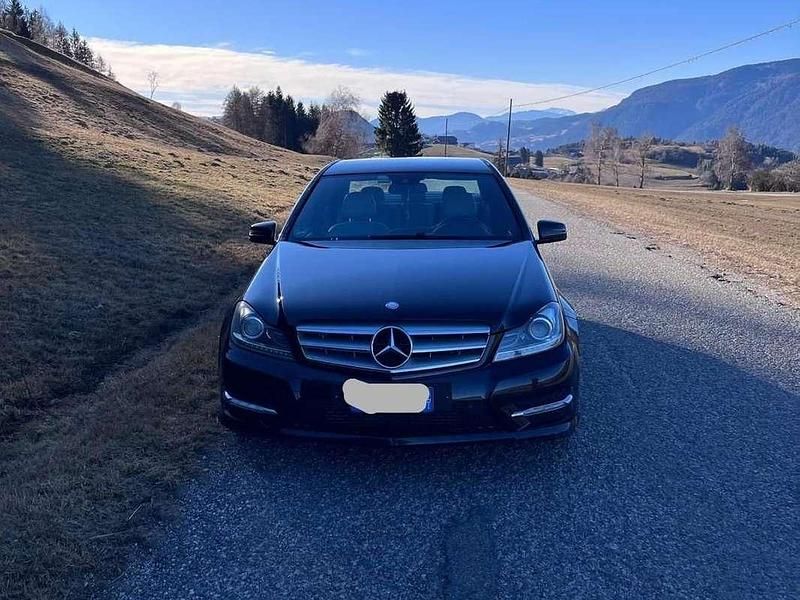 Usata Mercedes C350 Avantgarde 265 CV (194 kW) 2011 Nero Berlina