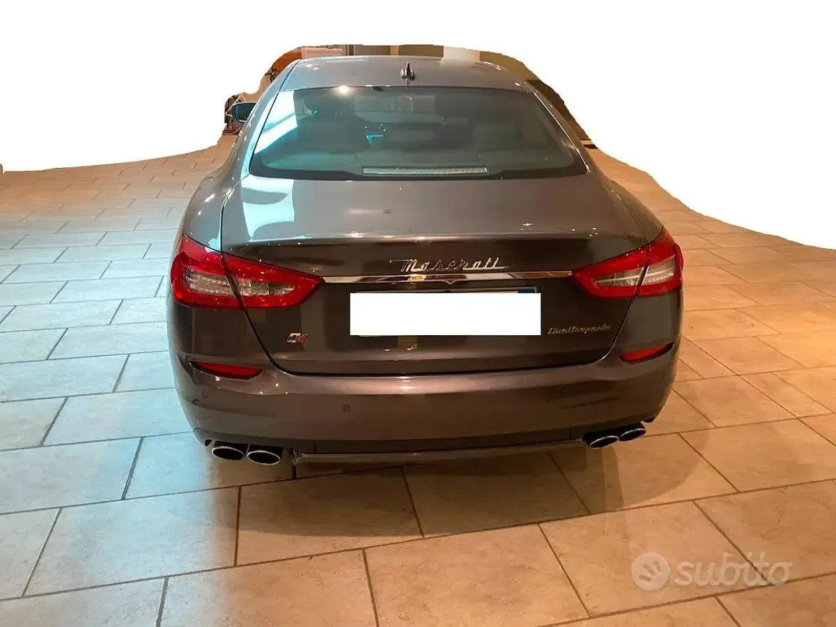 Usata Maserati Quattroporte 410 CV (301 kW) 2015 Grigio Berlina