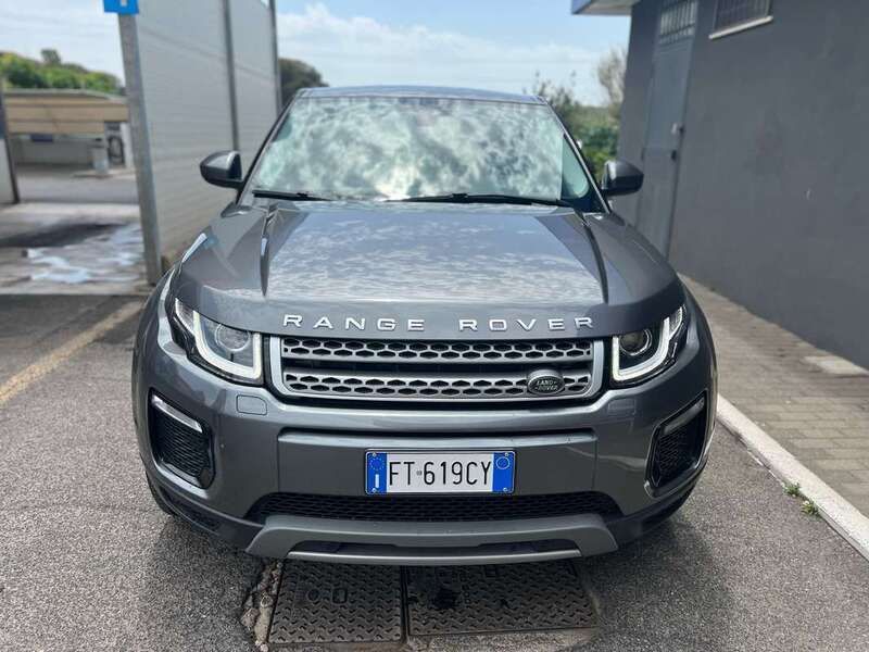 Usata 2018 Land Rover Range Rover evoque SE SUV | 24.400 € (Buon prezzo) - Immagine 1/4