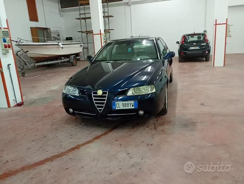 Usata Alfa Romeo 166 Progression 149 CV (109 kW) 2004 Nero Berlina