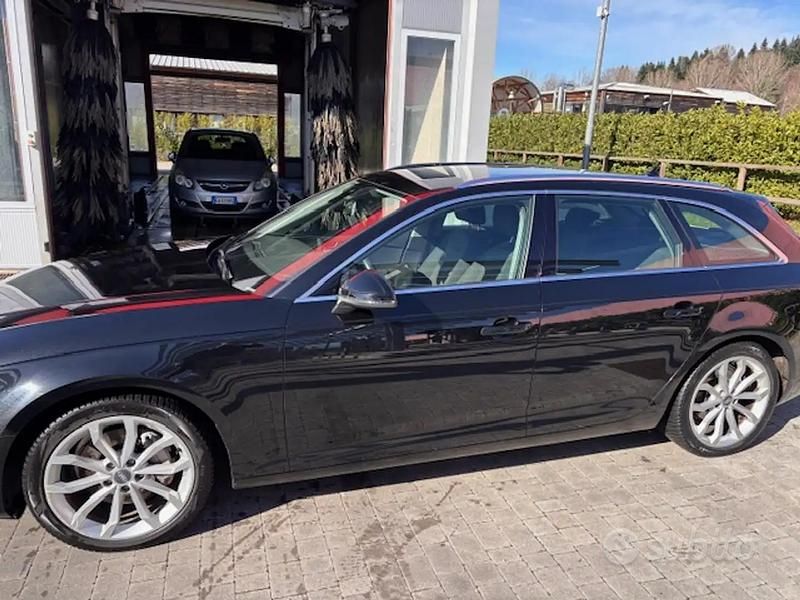 Usata Audi A4 Business 190 CV (139 kW) 2016 Nero Station wagon