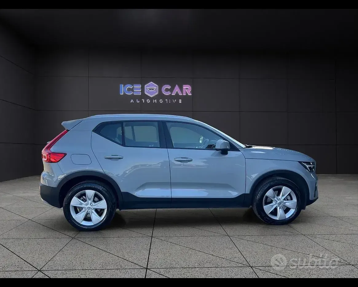 Usata Volvo XC40 Ultra 163 CV (119 kW) 2024 Gray SUV