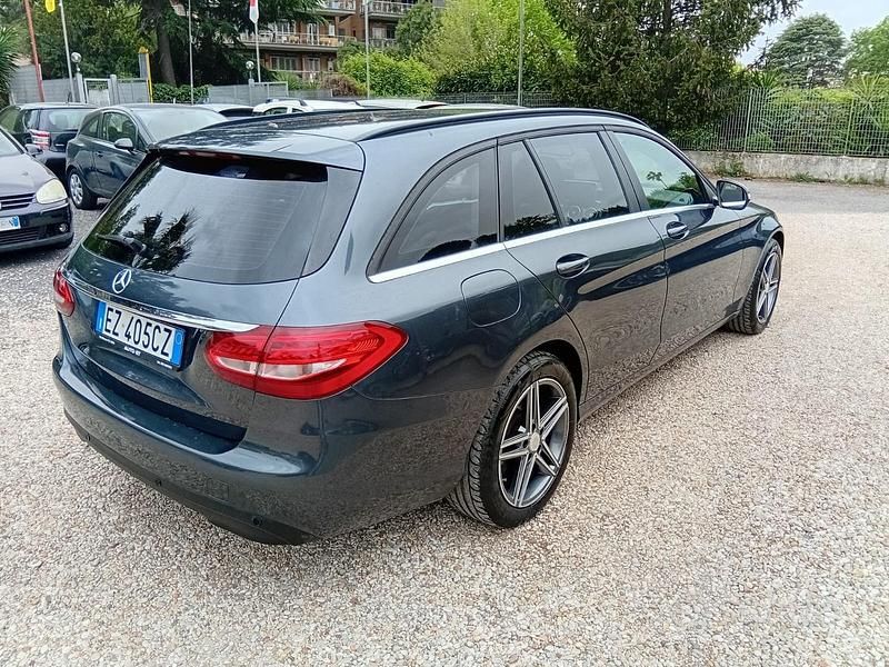 Usata Mercedes C180 Exclusive 116 CV (85 kW) 2015 Grigio Station wagon