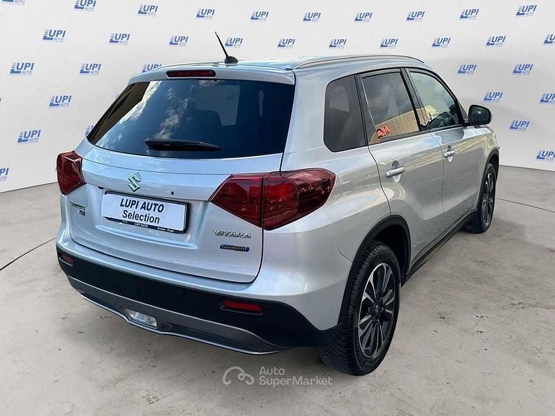 Usata Suzuki Vitara 114 CV (83 kW) 2023 Argento SUV