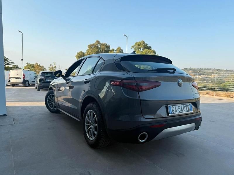 Usata Alfa Romeo Stelvio Business 190 CV (139 kW) 2020 Marrone SUV