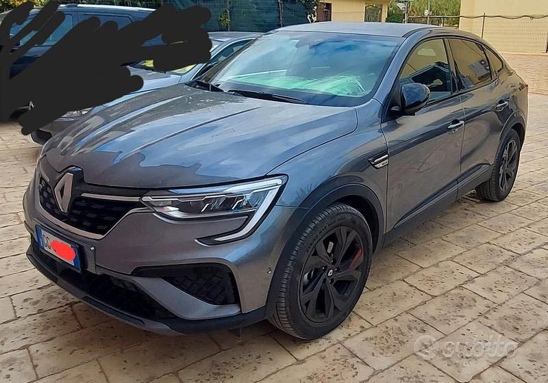 Usata Renault Arkana RS Line 94 CV (69 kW) 2021 Grigio SUV