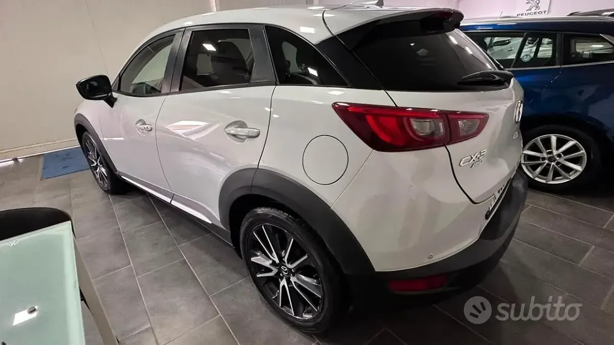 Usata Mazda CX-3 Edition 105 CV (77 kW) 2017 Grigio SUV