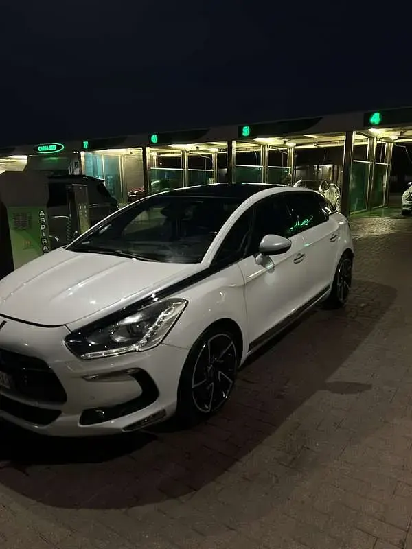Usata Citroën DS5 Sport Chic 163 CV (119 kW) 2012 Utilitaria