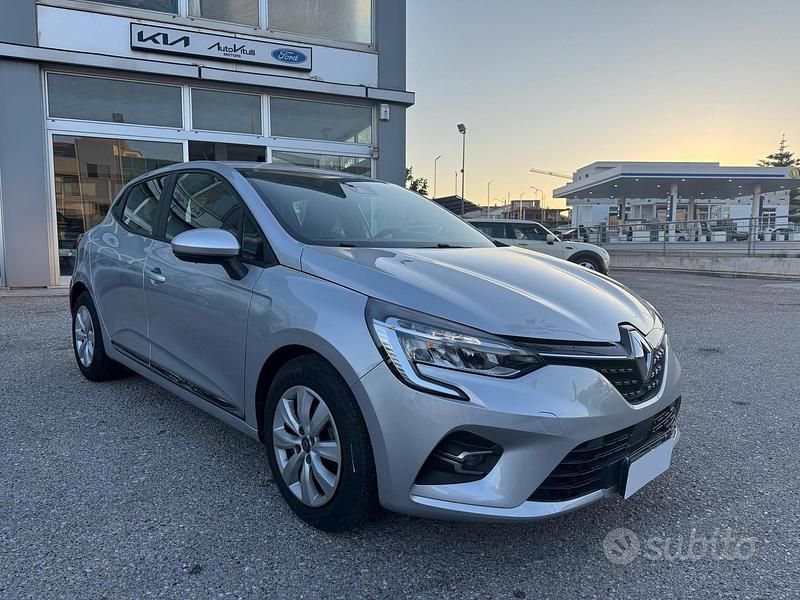 Usata Renault Clio IV Zen 100 CV (73 kW) 2019 Grigio Berlina