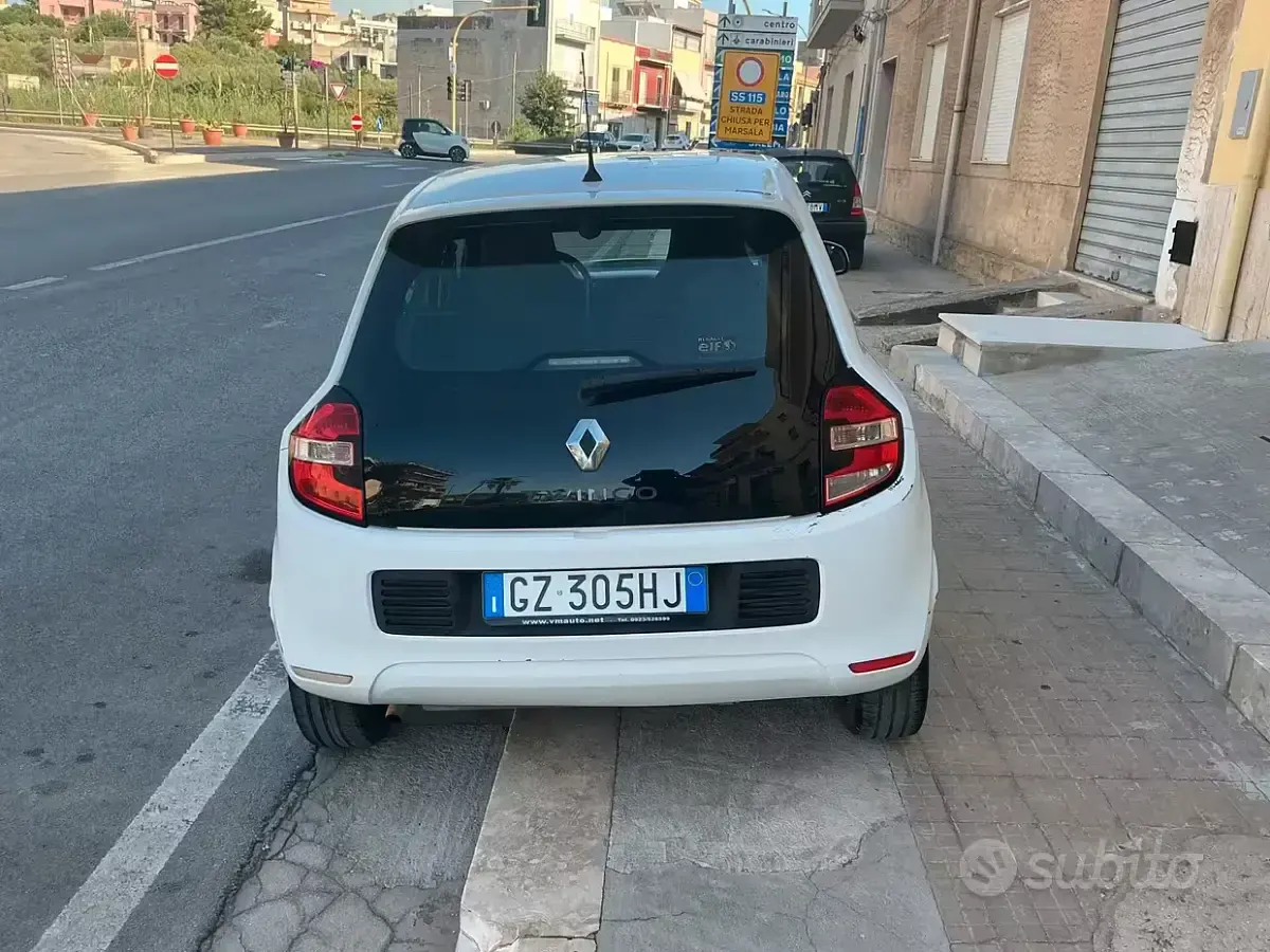 Usata Renault Twingo SE 69 CV (50 kW) 2015 Bianco Utilitaria