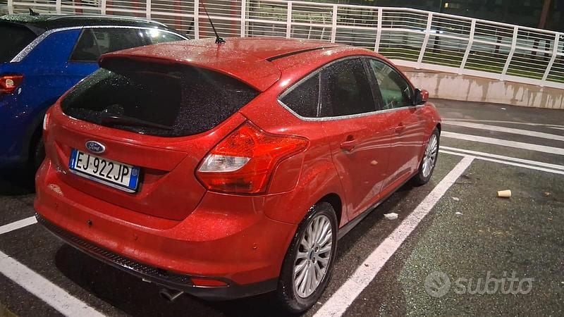 Usata Ford Focus Titanium 150 CV (110 kW) 2011 Berlina