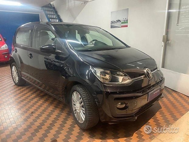 Usata VW up! Sport 65 CV (47 kW) 2021 Nero Utilitaria