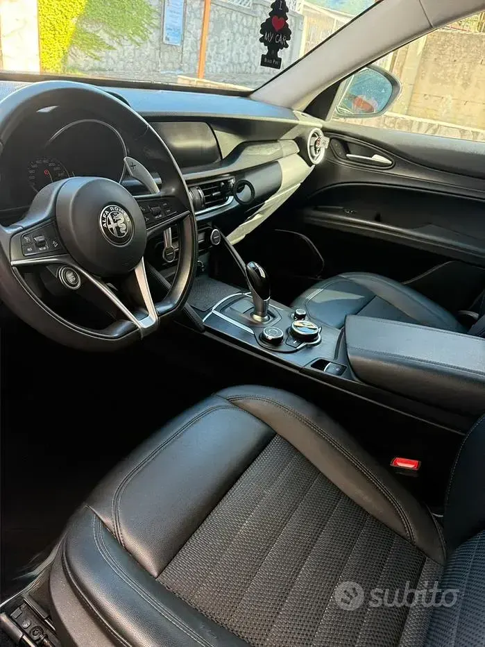 Usata Alfa Romeo Stelvio 210 CV (154 kW) 2018 Nero SUV