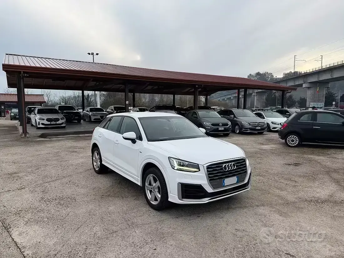 Usata Audi Q2 S-Line 116 CV (85 kW) 2017 Bianco SUV