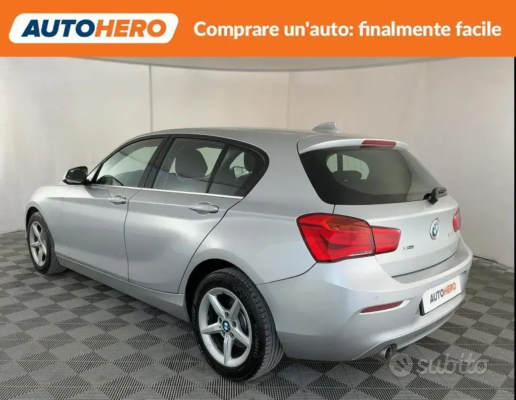 Gebraucht BMW 118 Advantage 150 PS (110 kW) 2018 Grau Kleinwagen