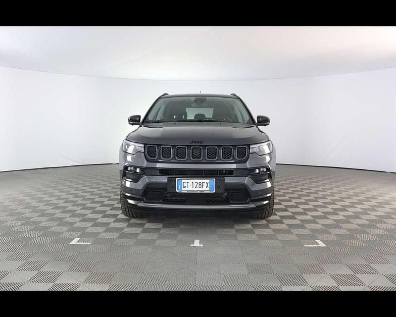 Usata Jeep Compass 131 CV (96 kW) 2024 Grigio / pastello SUV