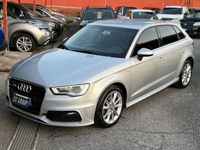 Begagnad Audi A3 Ambition 110 HK (80 kW) 2014 Silver Sedan