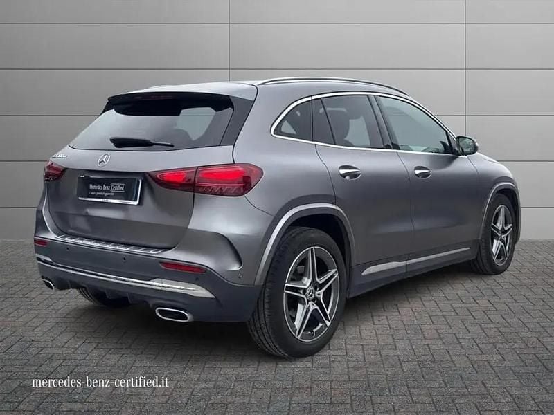 Usata Mercedes GLA180 AMG Line Premium 116 CV (85 kW) 2023 Grigio SUV