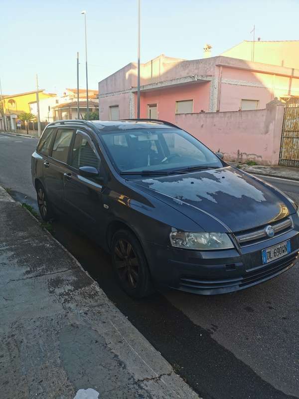 Usata Fiat Stilo Dynamic 120 CV (88 kW) 2007 Blu Station wagon