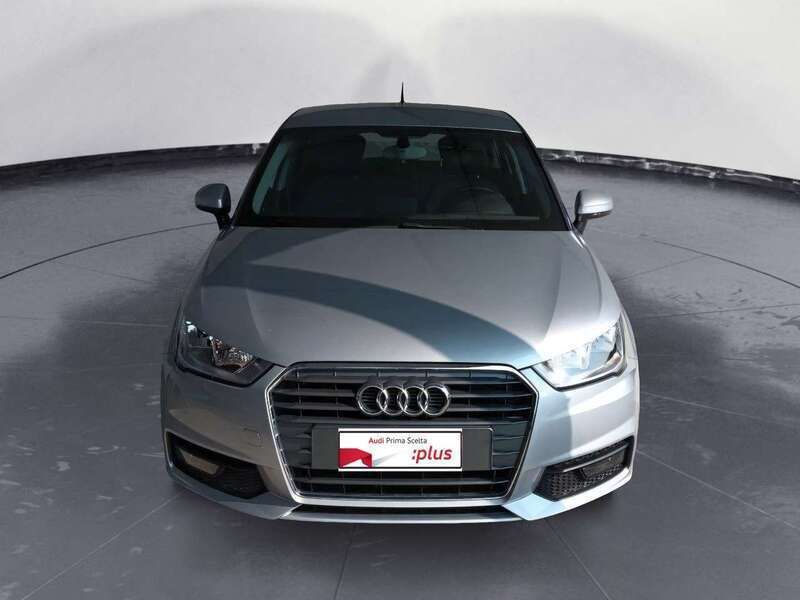 Usata Audi A1 Sportback Comfort 90 CV (66 kW) 2015 Argento Utilitaria