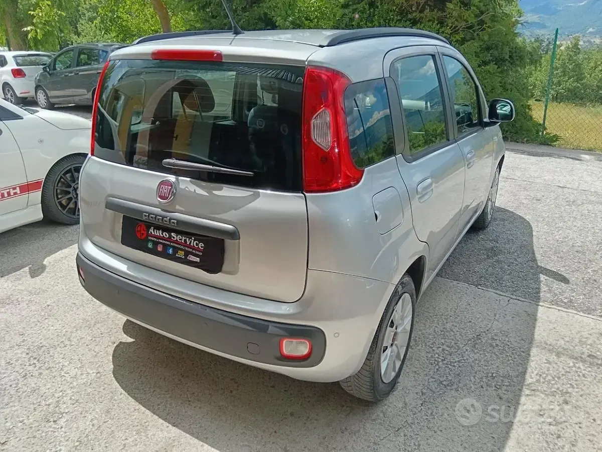 Usata Fiat Panda Lounge 69 CV (50 kW) 2016 Grigio Utilitaria