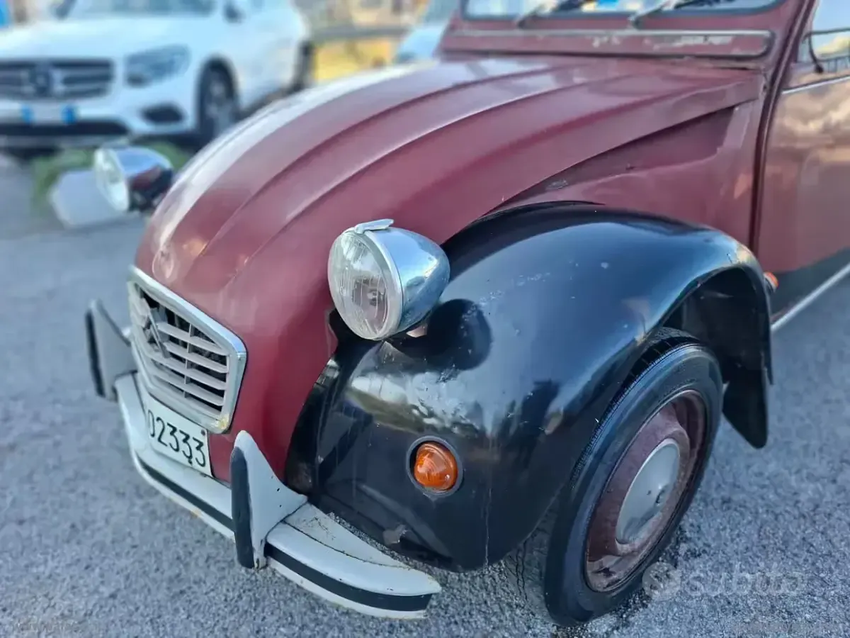 Usata Citroën 2CV Charleston 29 CV (21 kW) 1982 Rosso Berlina