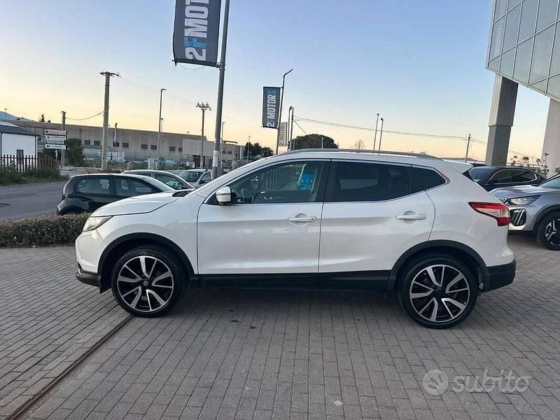 Usata Nissan Qashqai 110 CV (80 kW) 2017 Bianco SUV