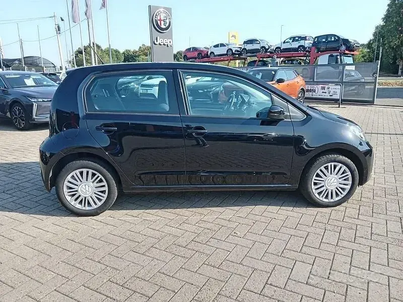 Usata VW up! Move 65 CV (47 kW) 2023 Nero Utilitaria