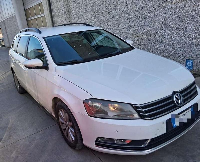 Usata VW Passat Highline 140 CV (102 kW) 2012 Bianco Station wagon
