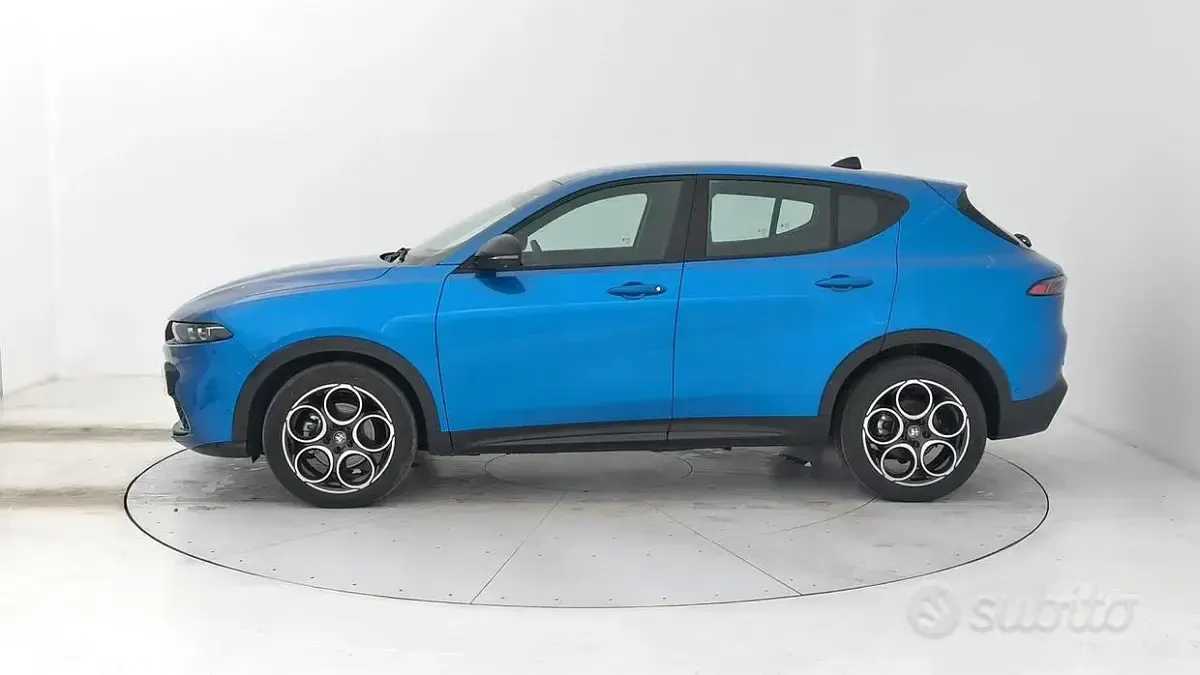 Usata Alfa Romeo Tonale Sprint 131 CV (96 kW) 2024 Blu SUV