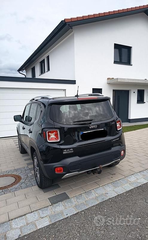 Usata Jeep Renegade 140 CV (102 kW) 2015 Nero SUV