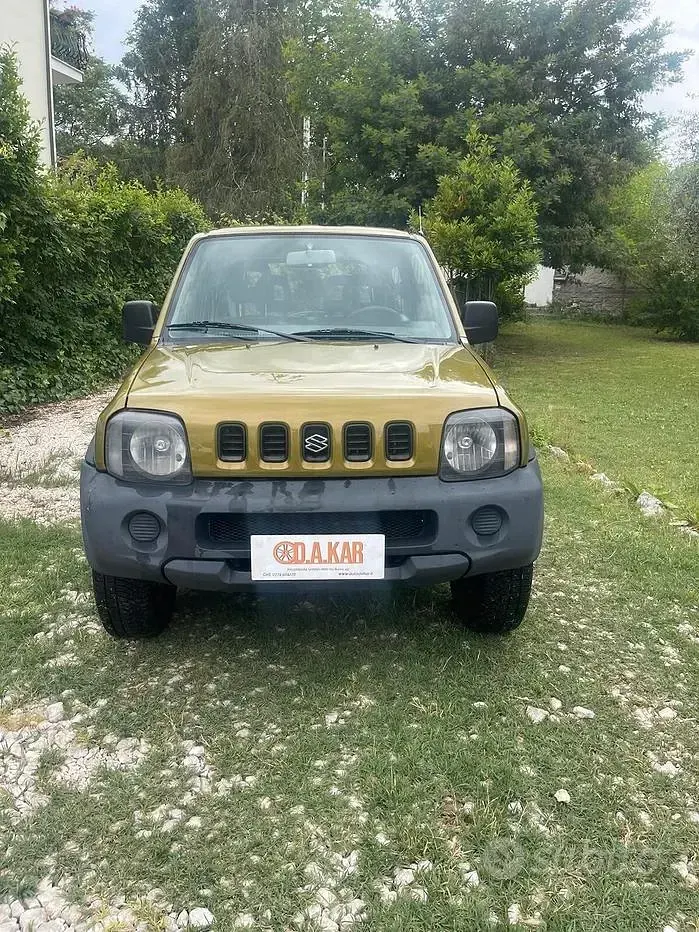 Usata Suzuki Jimny 80 CV (58 kW) 2002 Verde SUV