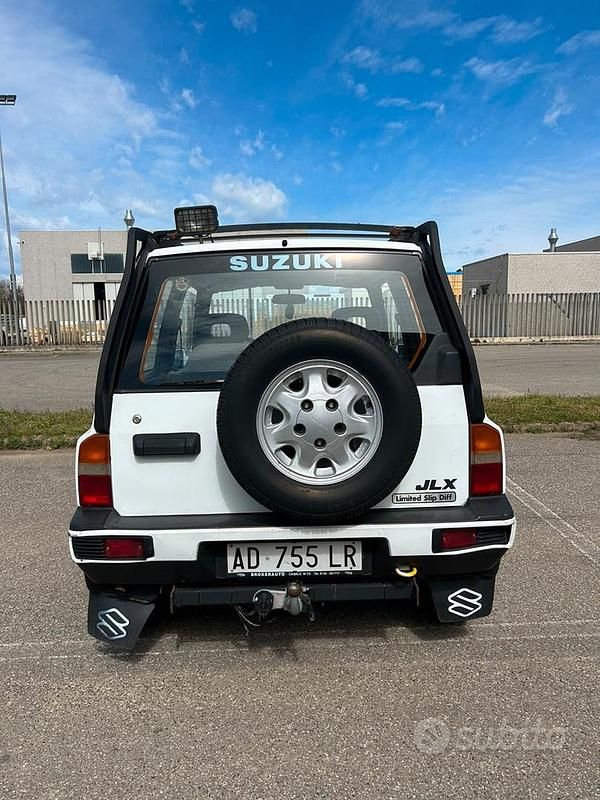 Usata Suzuki Vitara 75 CV (55 kW) 1990 Bianco SUV