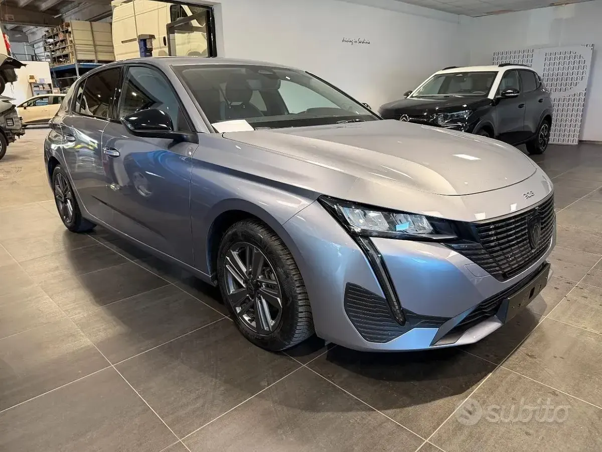 Usata Peugeot 308 Allure 131 CV (96 kW) 2024 Grigio Berlina