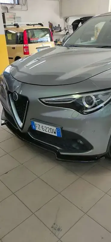 Usata Alfa Romeo Stelvio Tech Edition 160 CV (117 kW) 2019 Grigio SUV
